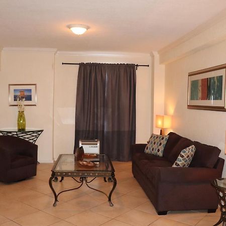 On Hollywood Beach - Affordable Two Bedrooms Sleeps 6 With Two Bathrooms Dania Beach Zewnętrze zdjęcie