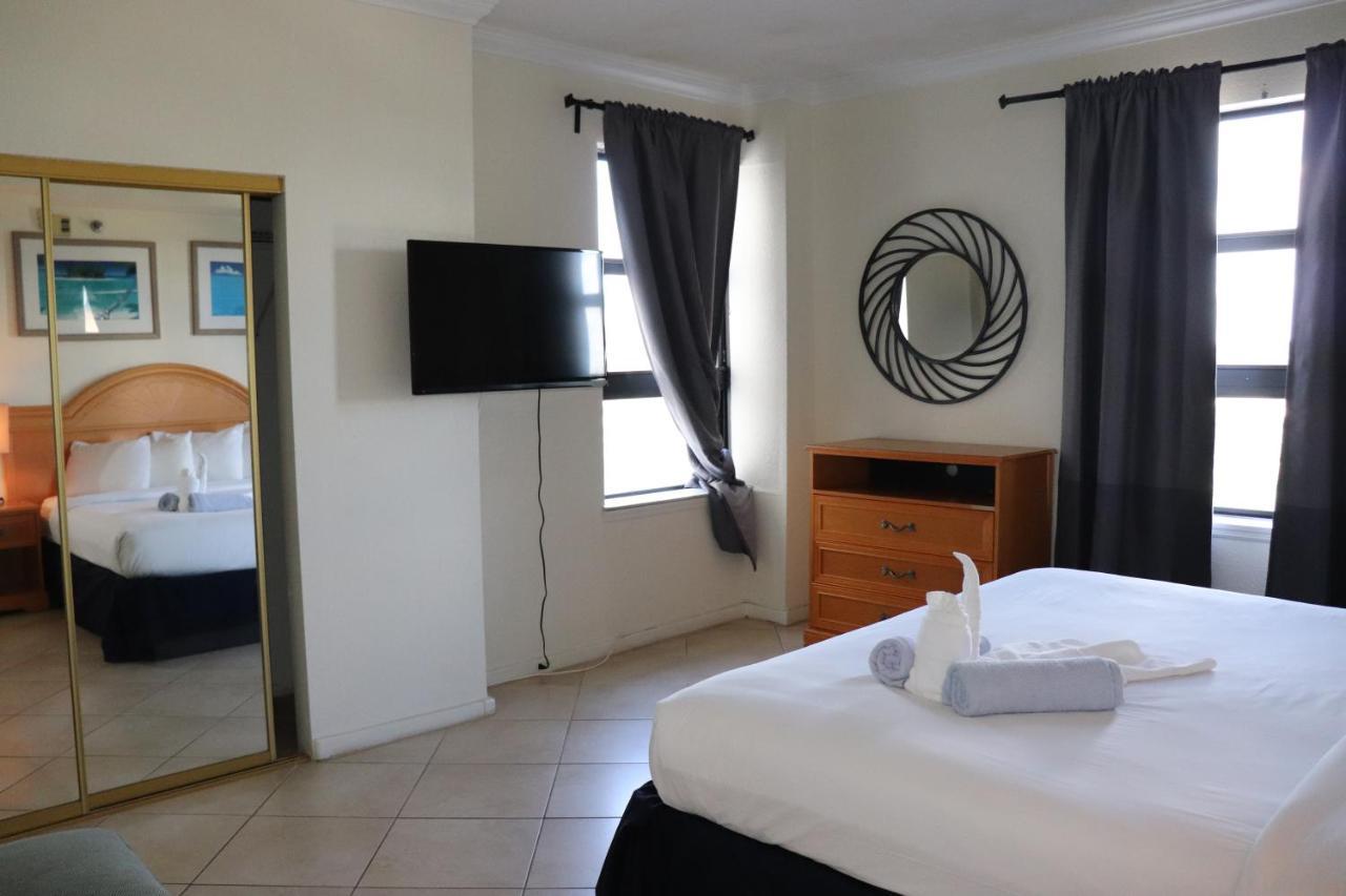 On Hollywood Beach - Affordable Two Bedrooms Sleeps 6 With Two Bathrooms Dania Beach Zewnętrze zdjęcie