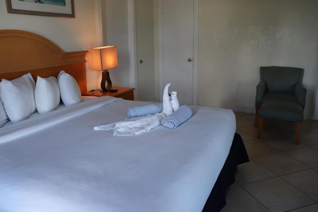 On Hollywood Beach - Affordable Two Bedrooms Sleeps 6 With Two Bathrooms Dania Beach Zewnętrze zdjęcie